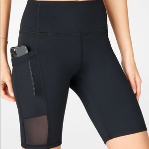 Mila High Waisted Pocket 9” Short